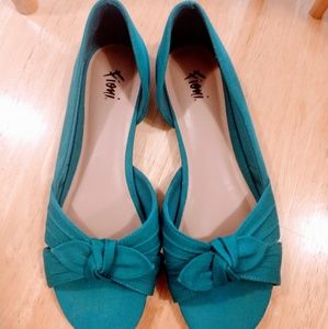 Gorgeous Teal Fabric Fioni Flats Shoes Size 8